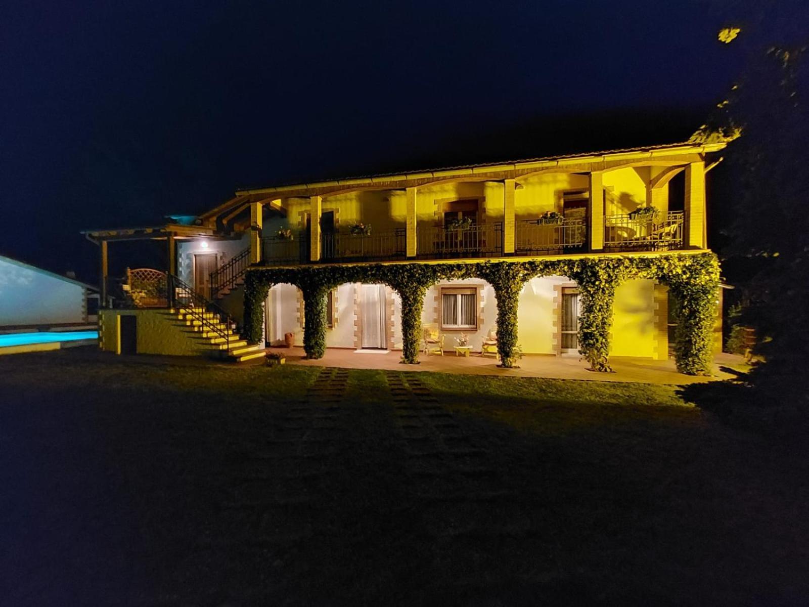Lucrezia E Cesare Borgia *